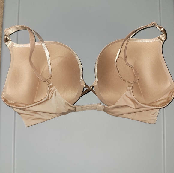 38D VICTORIA'S SECRET Bombshell Add-2-Cups Smooth Push-Up Bra - Picture 4 of 6